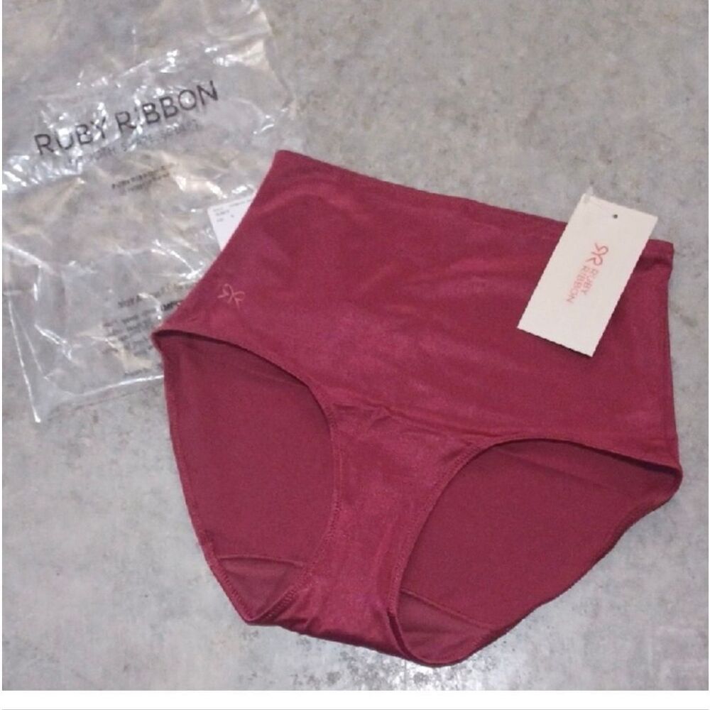 Ruby Ribbon Essential Brief in Burgundy New Size Small
